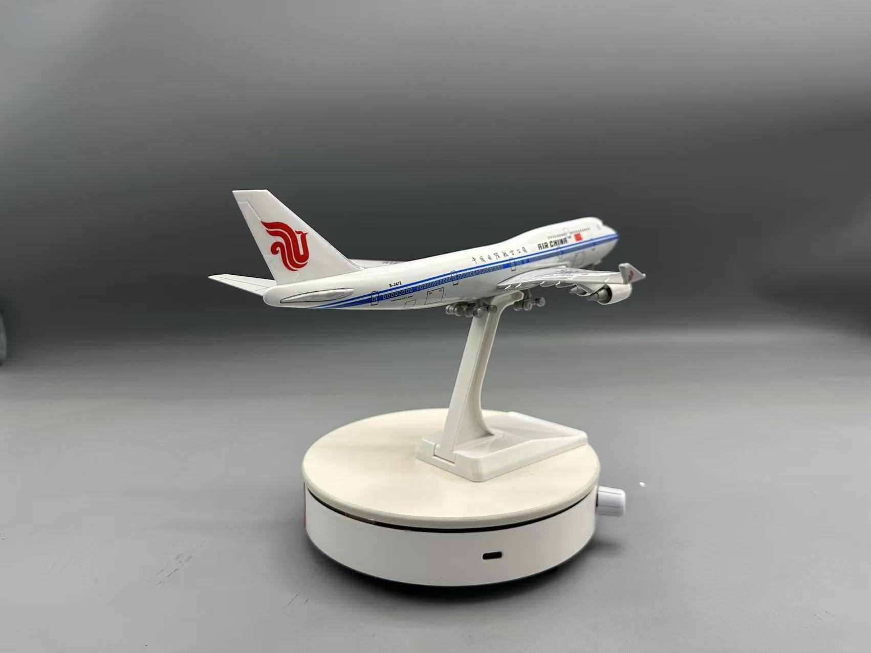 25 cm großes Flugzeugmodell au – Model Airplane Plastic Bewertung und Preis